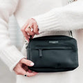 Classic Black Dog Walking Bag hundeluftertaske fra Coco & Rønsø